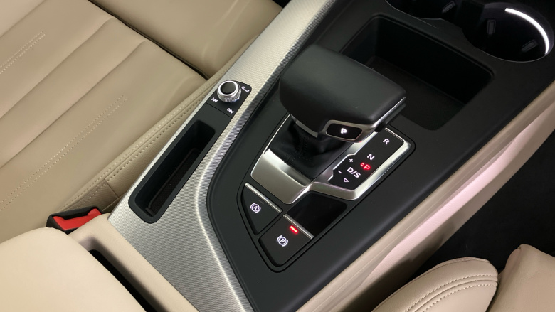Audi A4 40 TDI 204 Quattro Sport 4dr S Tronic [17Inch  Alloy] Diesel Saloon